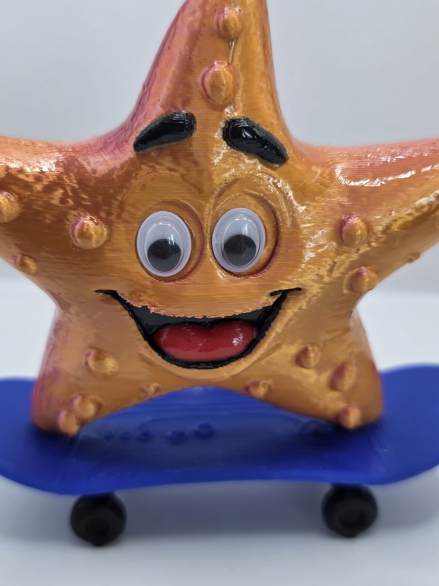 Lana: The Daredevil Starfish - Fun Seaside Character Figure