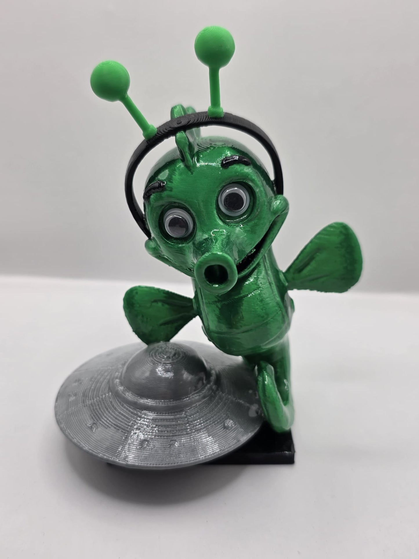 Riley: The Super Smart Seahorse - Fun Seaside Character Figure