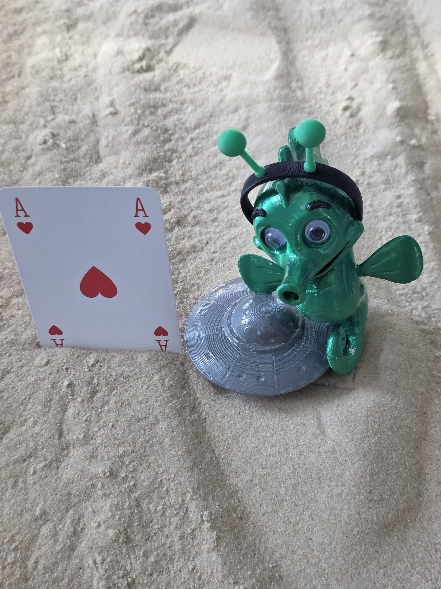 Riley: The Super Smart Seahorse - Fun Seaside Character Figure