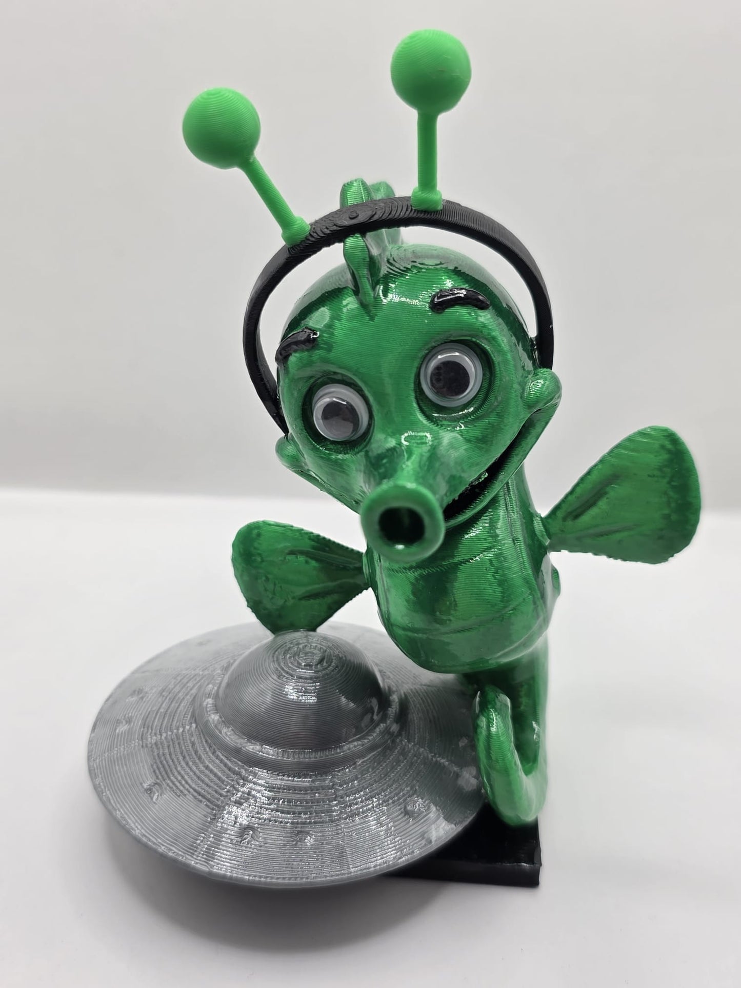 Riley: The Super Smart Seahorse - Fun Seaside Character Figure