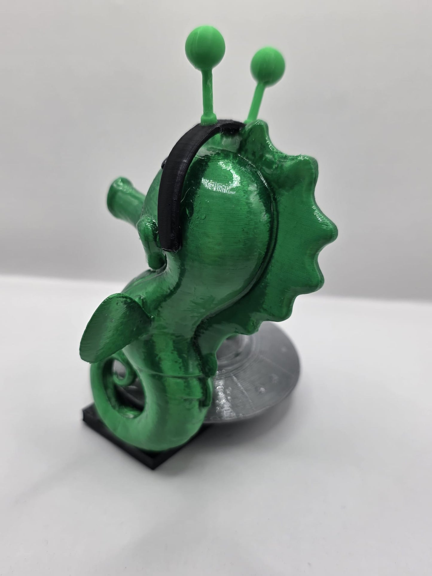 Riley: The Super Smart Seahorse - Fun Seaside Character Figure