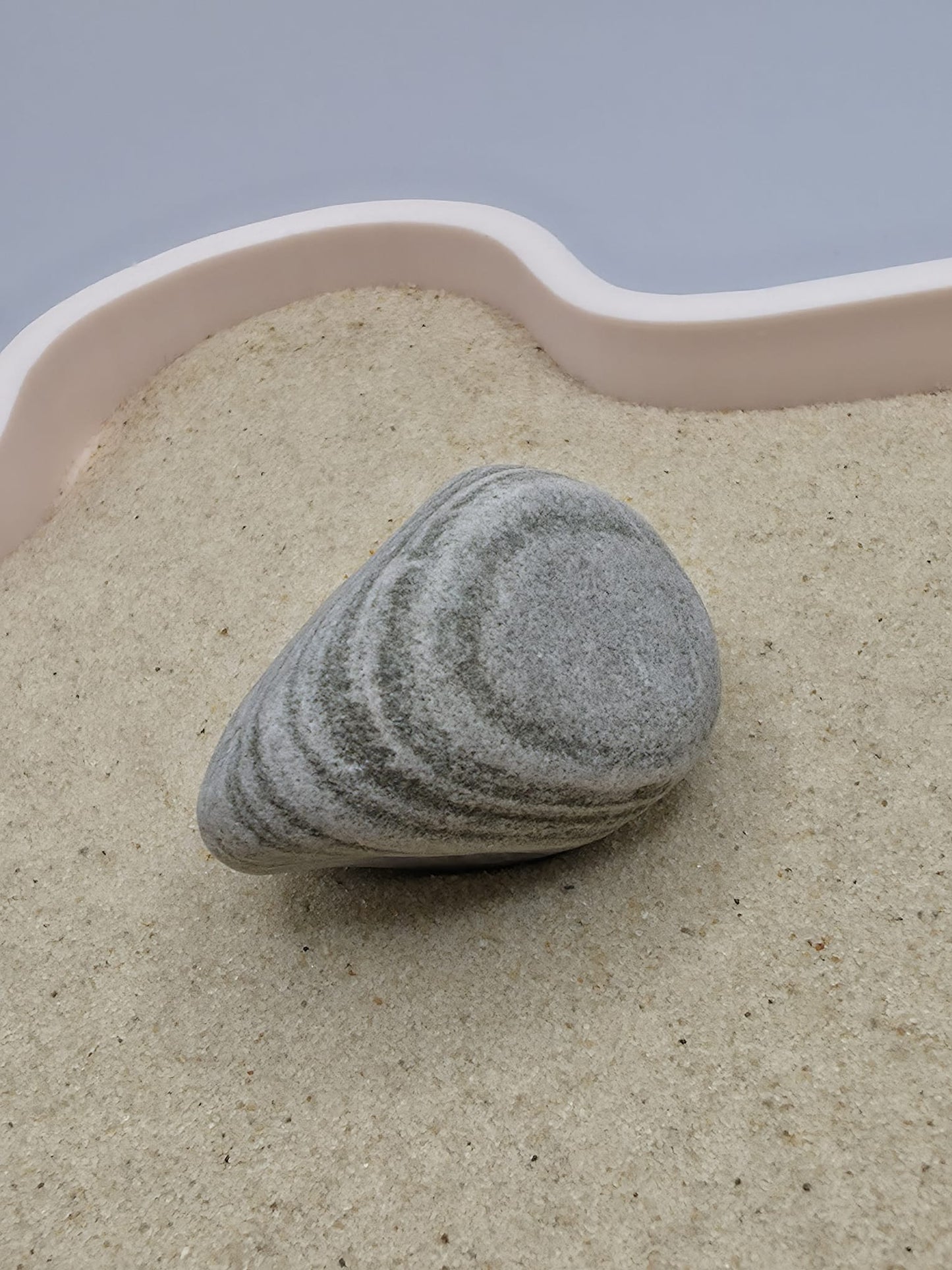 Rings of Life - A Digital Worry Pebble