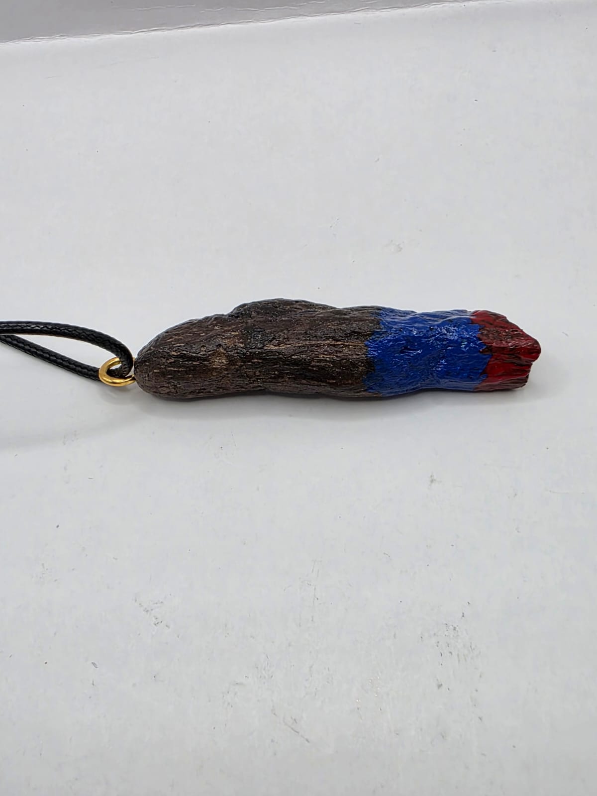Driftwood pendant necklace featuring art painted style design
