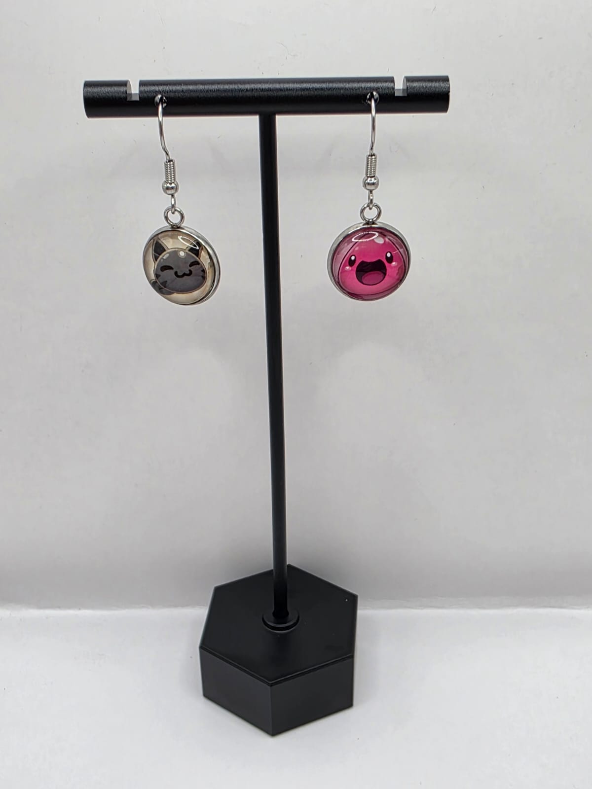 Slime Rancher Inspired Pink Slime & Tabby Slime 14 mm Dangle Earrings