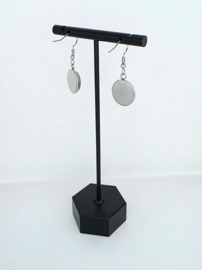 Attack on Titan Inspired Levi & Hange 14 mm Earrings