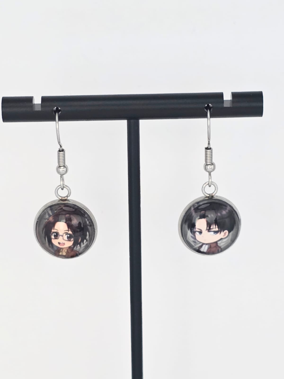 Attack on Titan Inspired Levi & Hange 14 mm Earrings