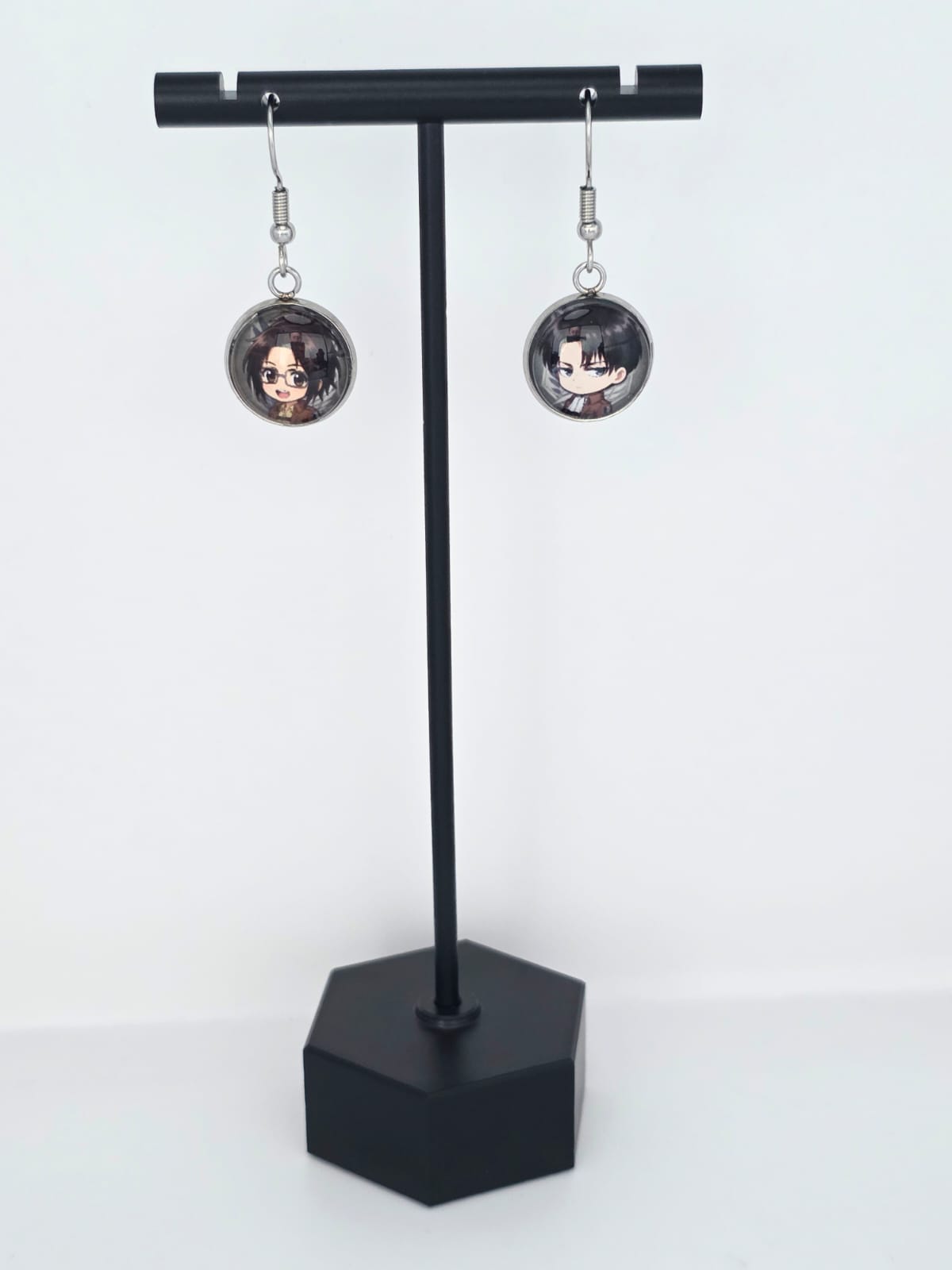 Attack on Titan Inspired Levi & Hange 14 mm Earrings