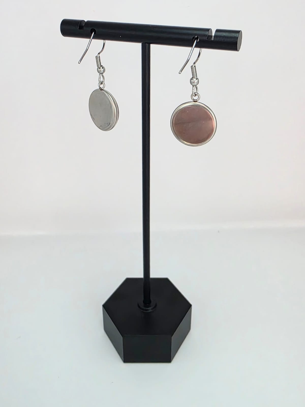Black Butler (Kuroshitsuji) Inspired Ciel & Sebastian Dangle Fish Hook Earrings