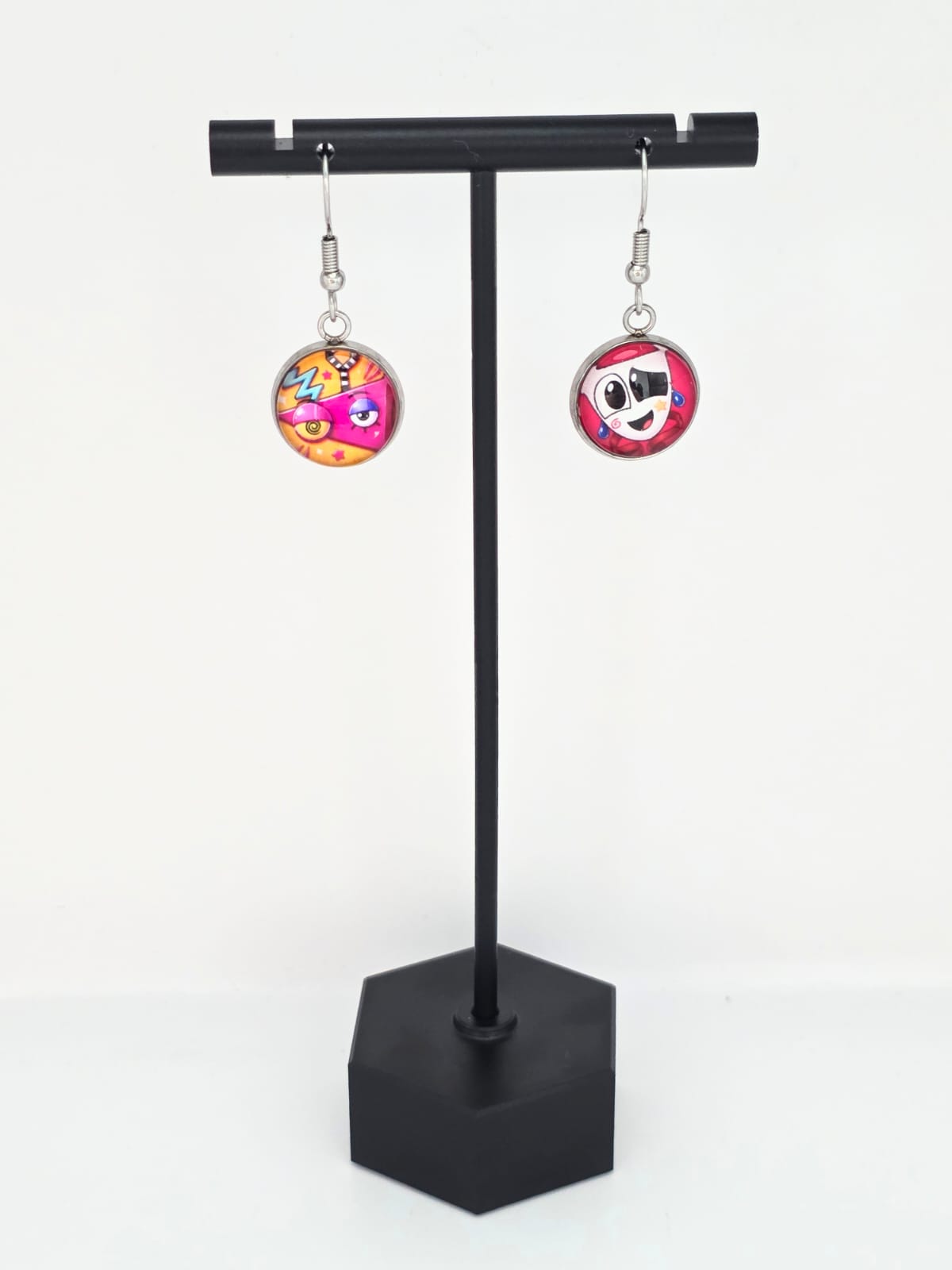 The Amazing Digital Circus Inspired Gangle & Zooble Dangle Fish Hook Earrings