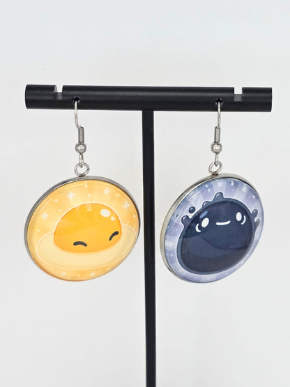 Slime Rancher 2 Inspired Yolky Slime & Shadow Slime Dangle Fish Hook Earrings