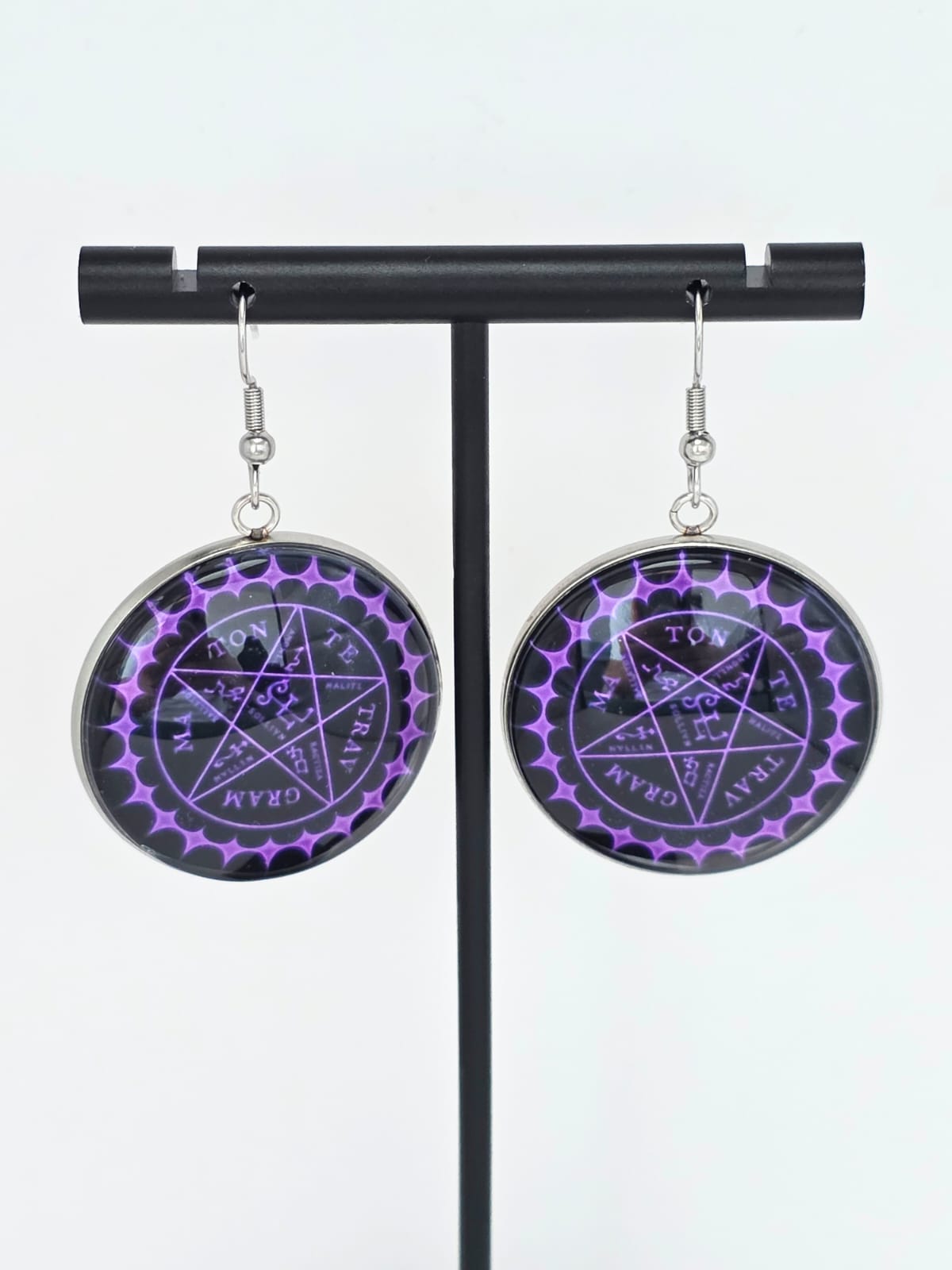 Black Butler (Kuroshitsuji) Inspired Demon Contract Seal Dangle Earrings