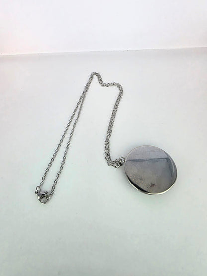 Alice in Wonderland Inspired Hellverse Queen of Hearts 30mm Pendant Stainless Steel 20 Inch Necklace
