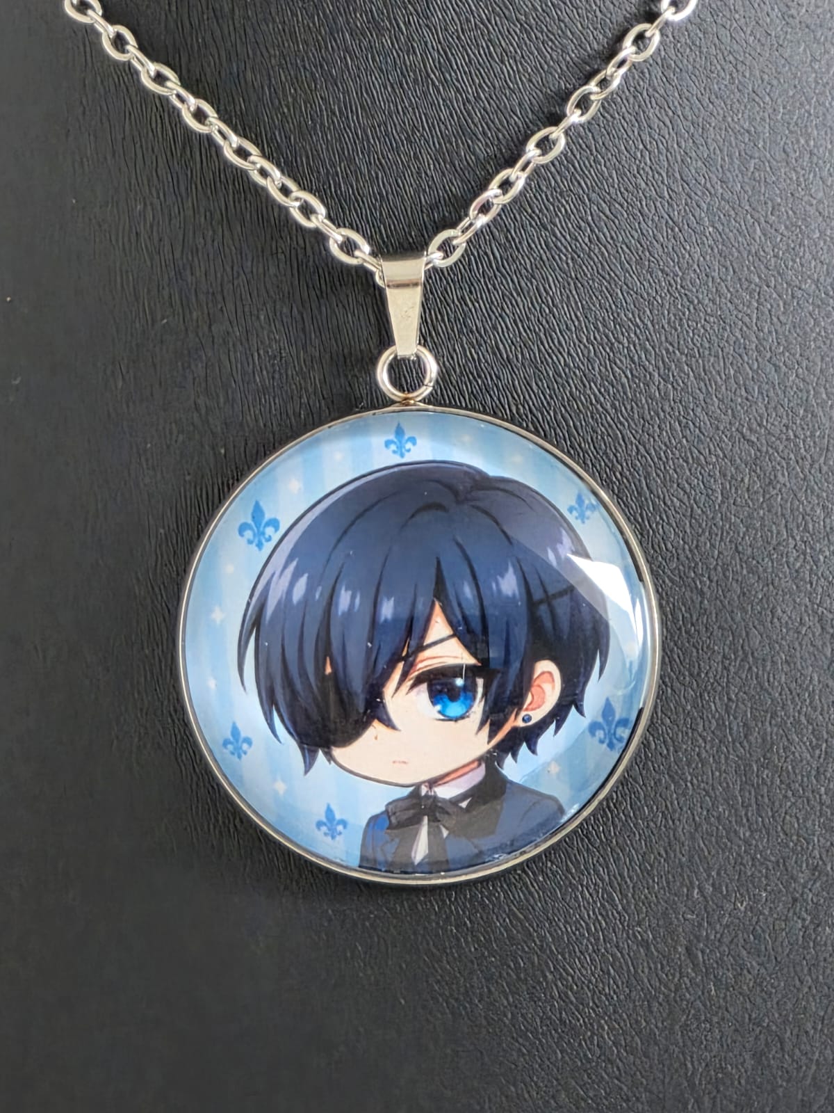 Black Butler (Kuroshitsuji) Inspired Ciel 30mm Pendant Stainless Steel 20 Inch Necklace