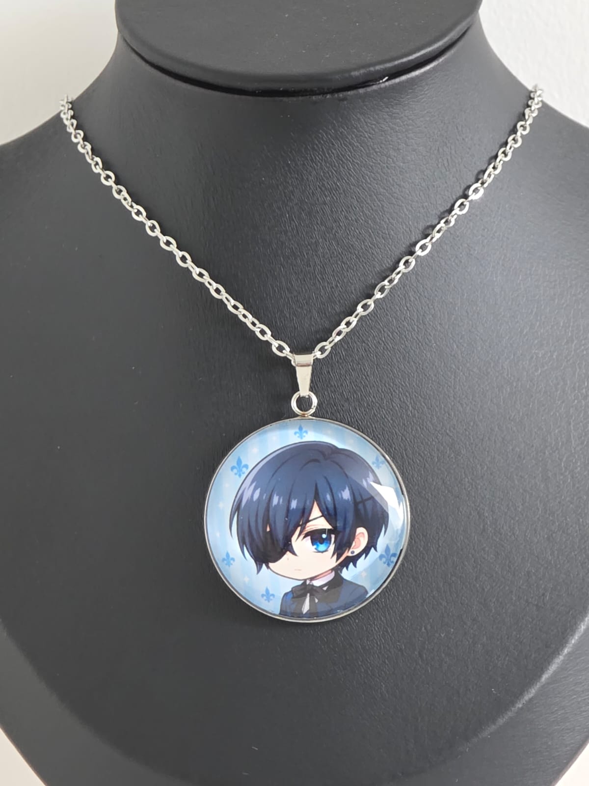 Black Butler (Kuroshitsuji) Inspired Ciel 30mm Pendant Stainless Steel 20 Inch Necklace